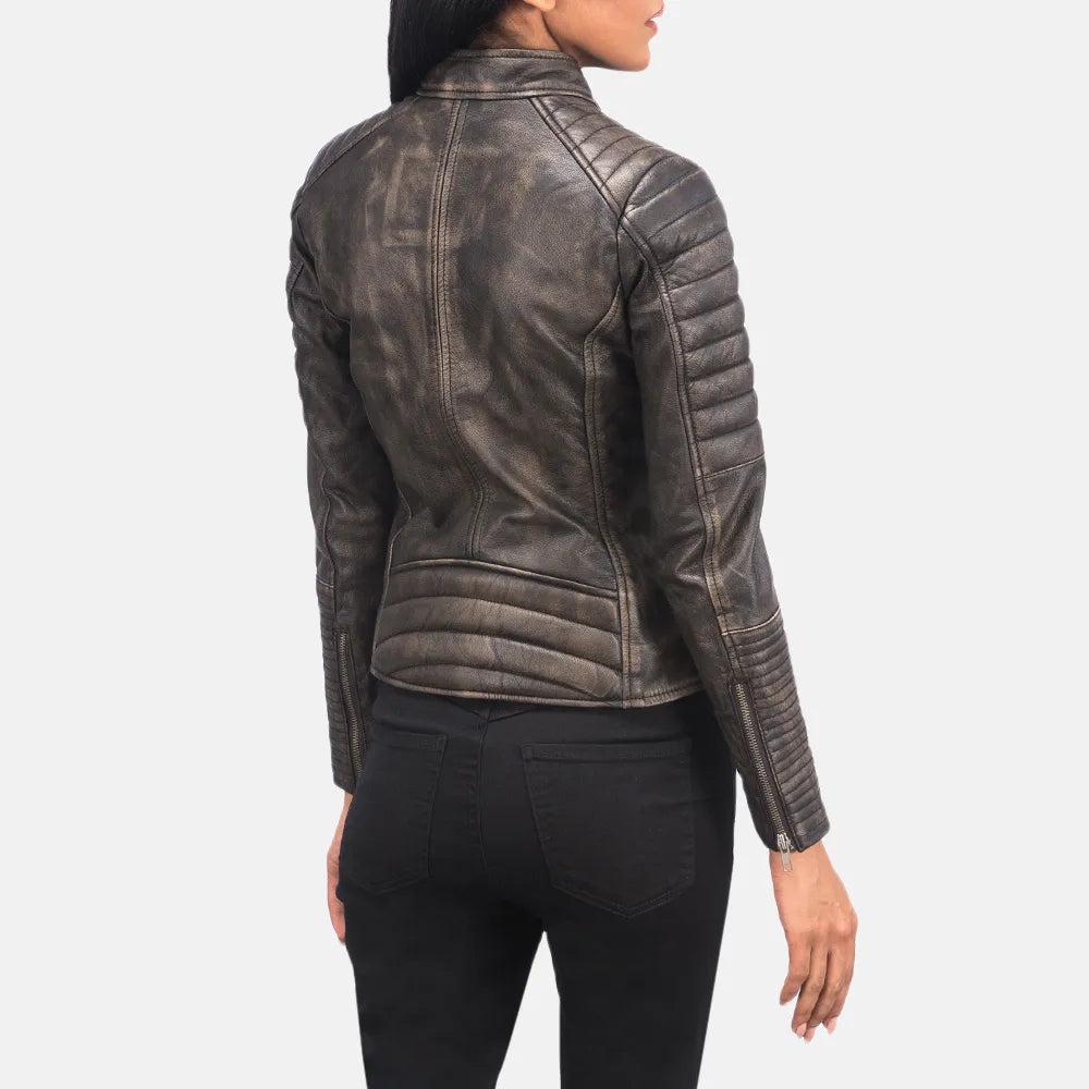 Improve your look with this women's distressed brown leather jacket, made of high-quality leather for a timeless and fashionable appearance.