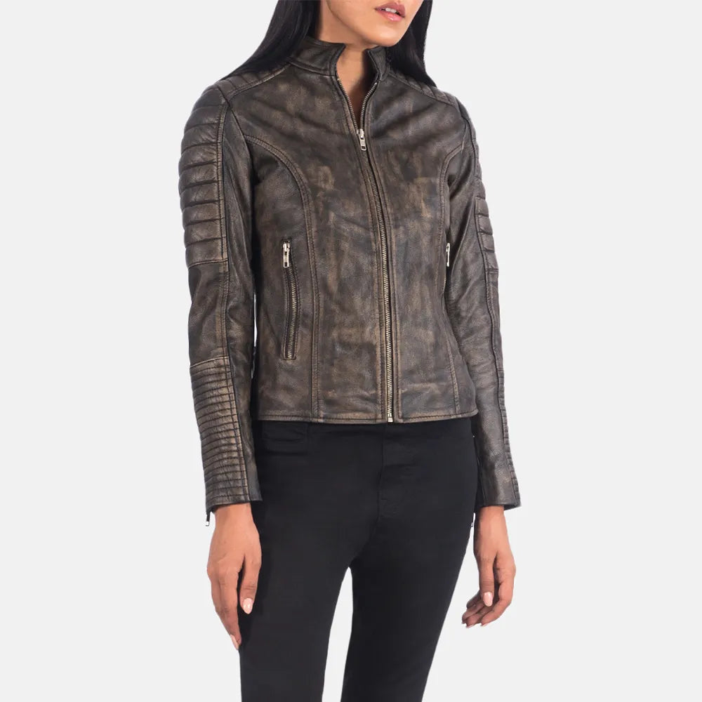 Improve your look with this women's distressed brown leather jacket, made of high-quality leather for a timeless and fashionable appearance.