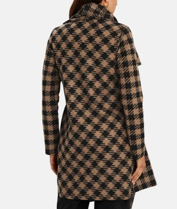 The Equalizer S01 EP02 Melody Chu Houndstooth Coat