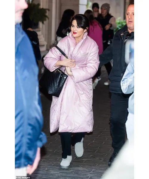 Only Murders in the Building S03 Selena Gomez Pink Puffer Coat