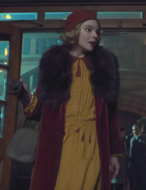 Anya Tay­lor-Joy Peaky Blind­ers S05 Fur Collar Red Coat