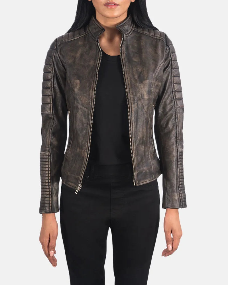 Improve your look with this women's distressed brown leather jacket, made of high-quality leather for a timeless and fashionable appearance.